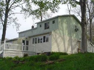 8 Ackerman Rd, Bernhards Bay, NY 13028