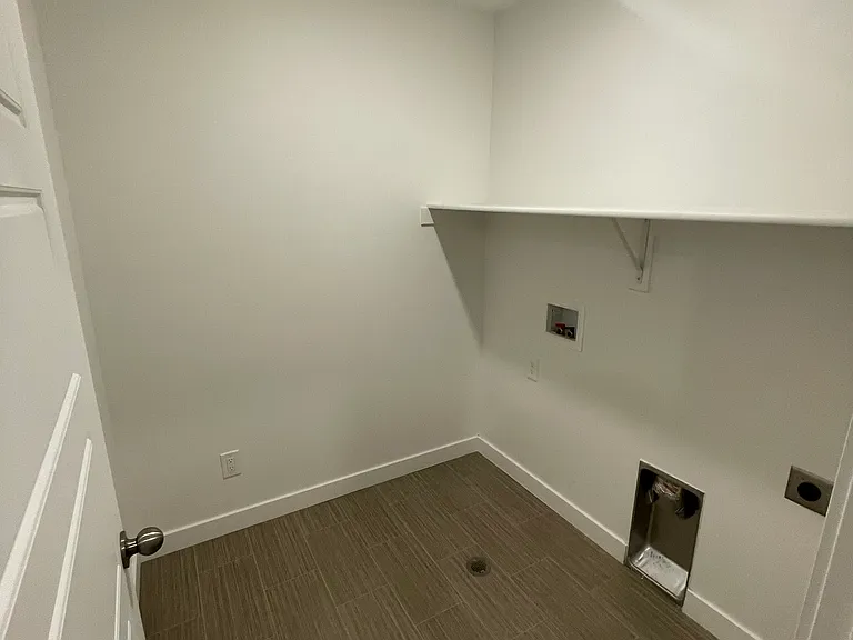 266 S Meadowbrook Ct — Photo 17