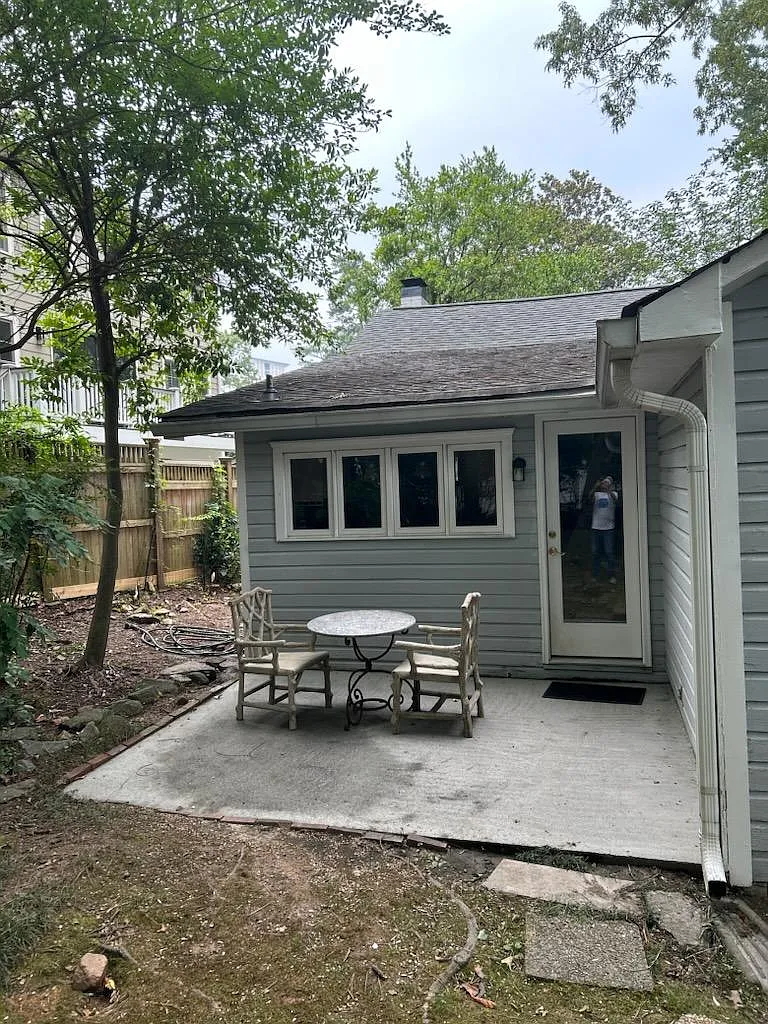 5 Kenlock Pl NE — Photo 3