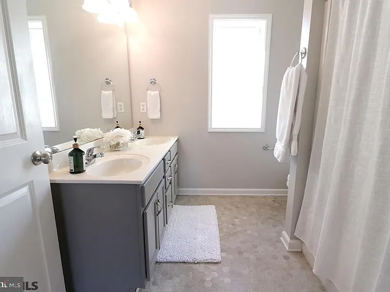 164 Whisper Ridge Dr — Photo 17
