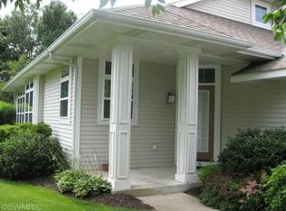 3356 Clearview Ln, Saugatuck, MI