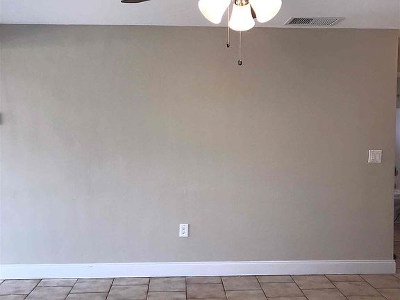 1_-_Full_Marketing_Photos-16