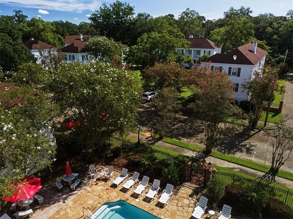 1 bed, 1.0 bath, 792 sqft, $1,100 — Photo 4