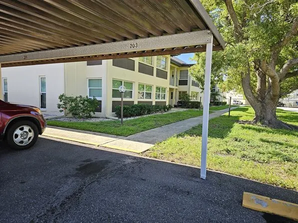 5242 Opal Ln, New Pt Richey, FL 34652