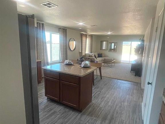 3rd image of 4446 S Buckthorn Dr