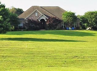 201 Golden Hills Rd, Mooreville, MS 38857