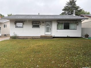 435 Garnet STREET N, Regina, SK S4R 3T2