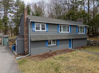 2 Gregoire St, Derry, NH 03038