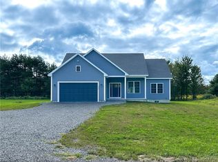 7300 Railroad St, Stittville, NY 13469