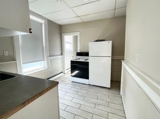 4 Loring Ave APT 1A, Salem, MA 01970