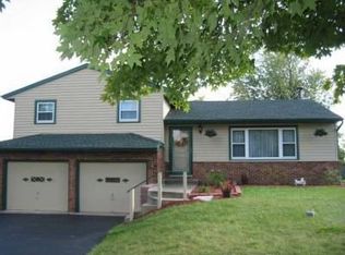 4889 Hayes Rd, Groveport, OH 43125