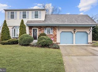 1635 Silver Birch Ct, Williamstown, NJ 08094