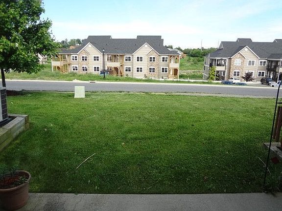 2nd image of 1126 Paul Revere Ct
