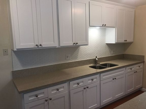 2nd image of 360 Temple Ave #14-B08
