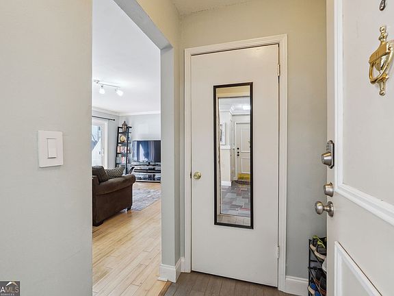 2nd image of 6851 Roswell Rd Unit F1