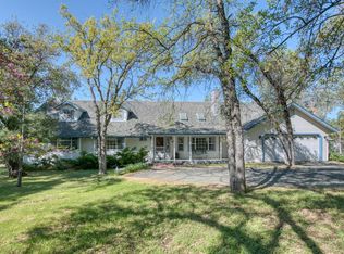 41041 Jean Rd W, Oakhurst, CA 93644