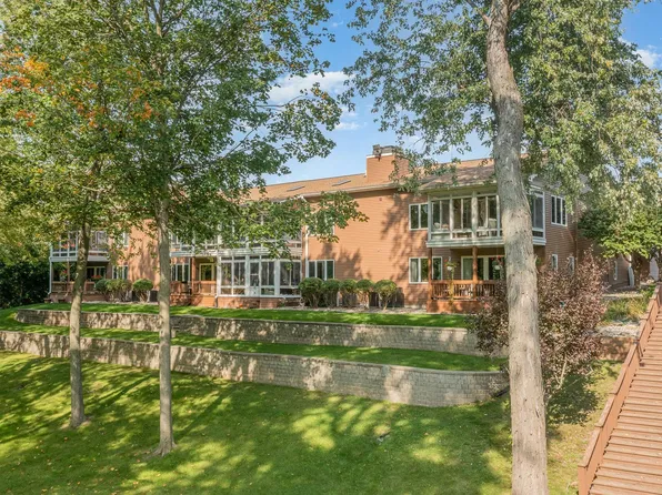 8237 Midland Rd, Freeland, MI 48623