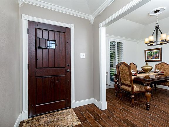 2nd image of 4 Meadow Creek Ct