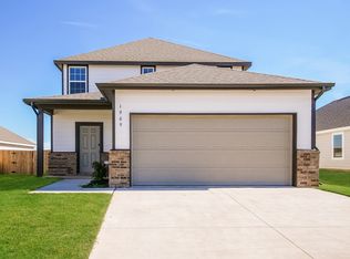 1909 Crimson Lake Blvd, El Reno, OK 73036