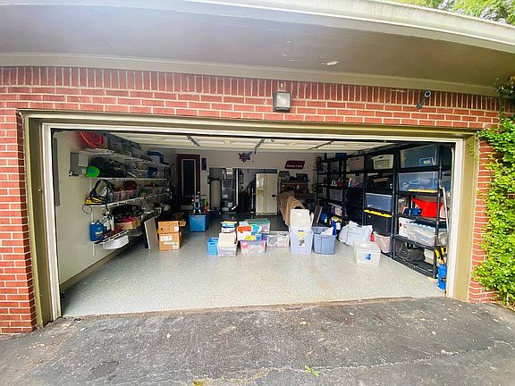 main house garage