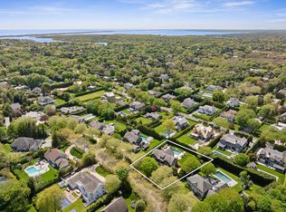 130 Harvest Ln, Southampton, NY 11968