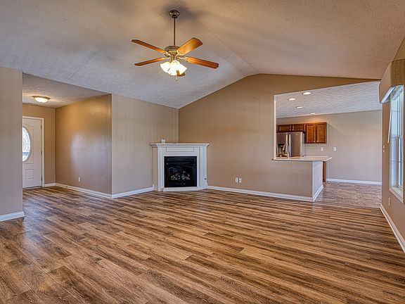 4th image of 3943 Jazmyne Ct