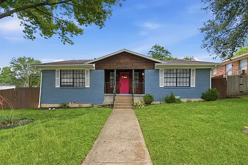 10805 Lake Gardens Dr Photo 1