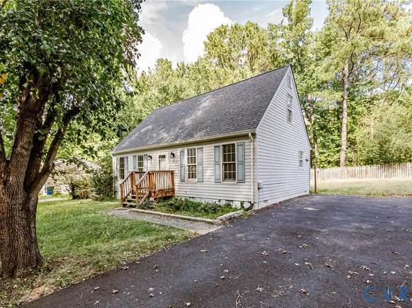 11447 Great Branch Dr, Chester, VA 23831