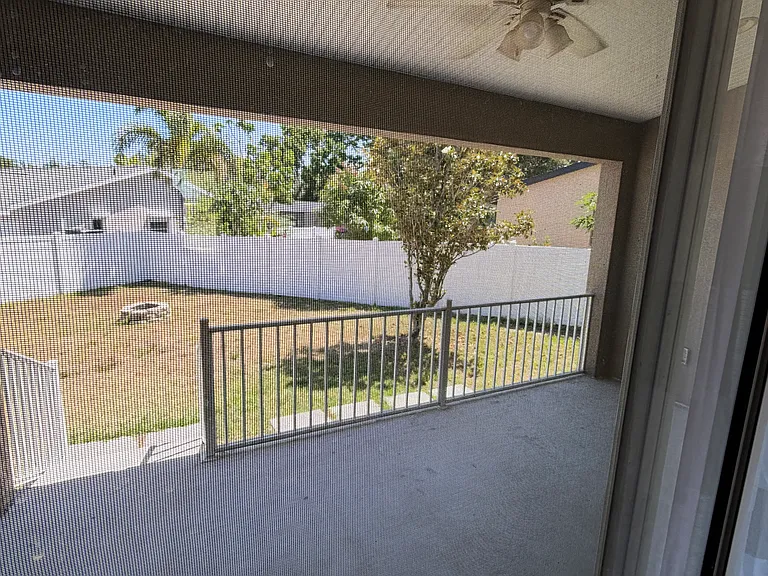 6501 Manila Palm Way — Photo 15