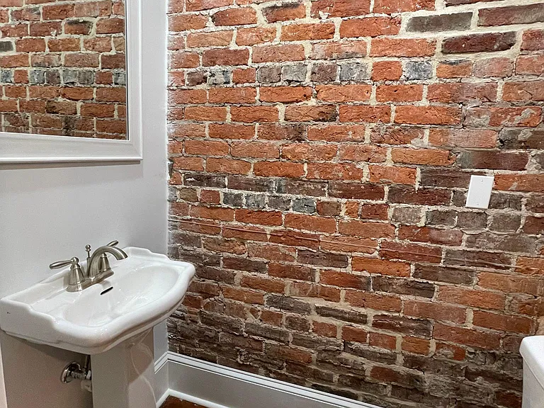12 E Market St #1 — Photo 11