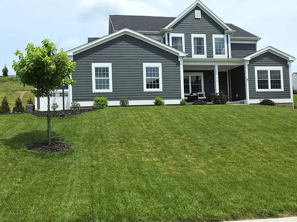 216 Hickory Ln, Mars, PA 16046