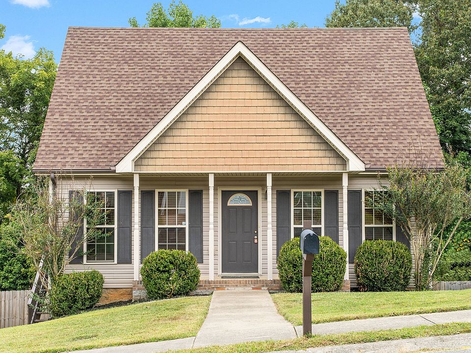 1st image of 415 Zurich Ct
