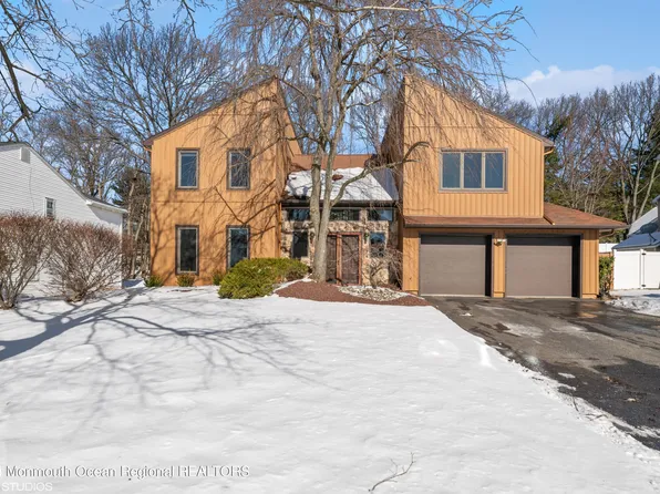 23 Hawthorne Avenue, Holmdel, NJ 07733