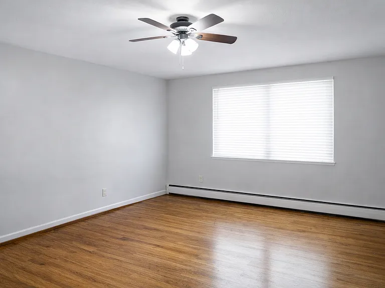 801 University Ave SE — Photo 19