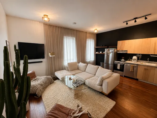21 Greenpoint Avenue image 1 of 6