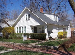 1326 Houston St, Manhattan, KS 66502