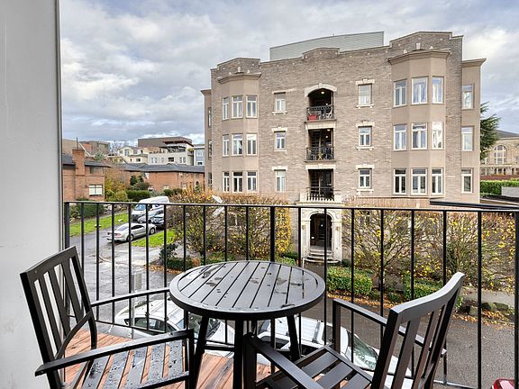5th image of 1633 Boylston Ave #7