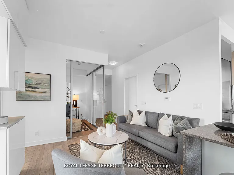 120 Parliament St #1808 — Photo 8