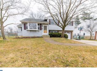 9 Meadow Ln, Woodbury, NJ 08096