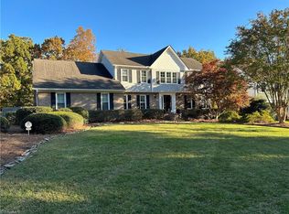 2014 Candelar Dr, High Point, NC 27265