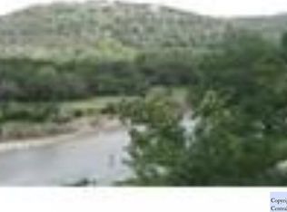 400 Riverbend Blvd, San Marcos, TX 78666