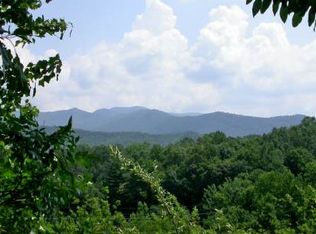 1 Bynum Penland Rd, Hayesville, NC 28904