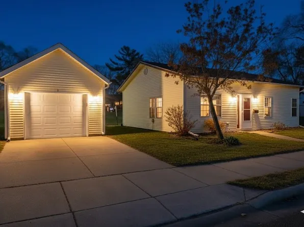 610 Cady Ave, Owen, WI 54460