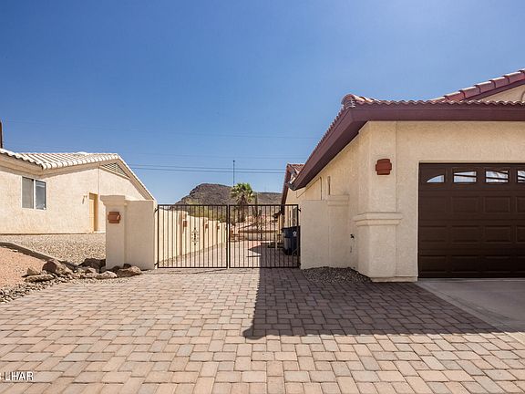 5th image of 4076 Coral Reef Dr