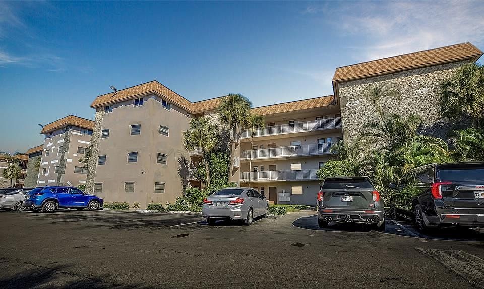 1st image of 2440 SW 81st Avenue #101