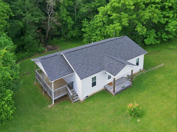 781 Sparta St, Spencer, TN 38585