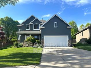 18424 Howard St, Elkhorn, NE 68022
