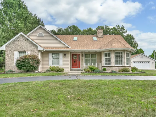 3617 S Van Kal St, Mattawan, MI 49071