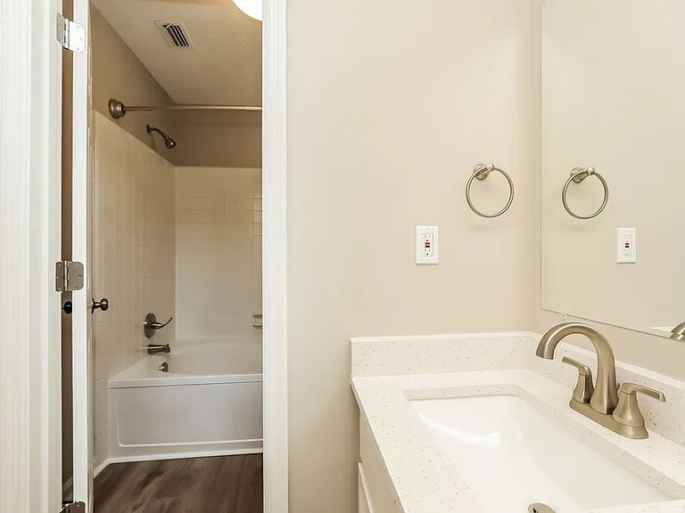 2730 River Bend Dr — Photo 12