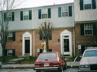 5 Cartwright Ct, Rosedale, MD 21237